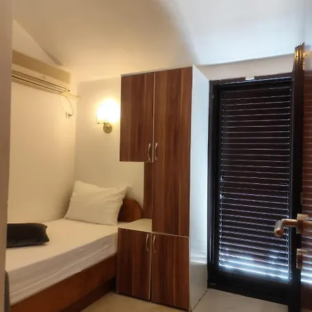 Villa Dvor Kornic Budua Esterno foto